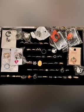 🔥 250 Piece Jewelry Reseller Lot – Rings, Statement, Trendy, Bulk Bundle 💍